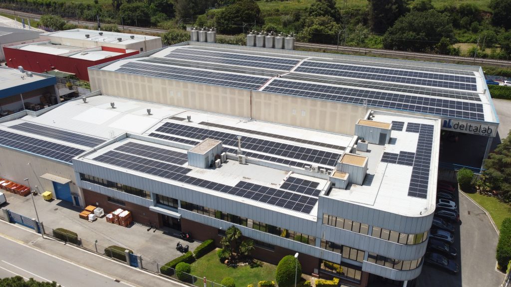 Instalación fotovoltaica en nave Industrial Deltalab - Keylab en Rubí bajo acuerdo PPA desarrollado por Impulso Solar